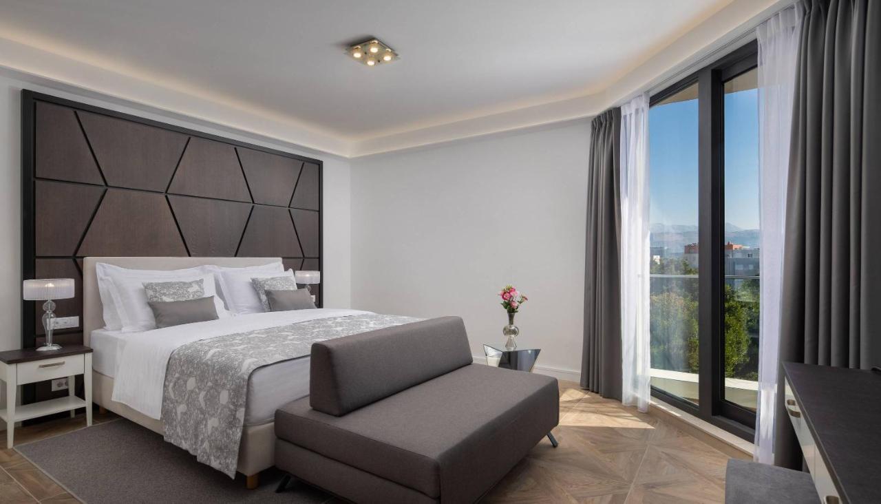 Ellure Luxury Suites สปลิท ภายนอก รูปภาพ
