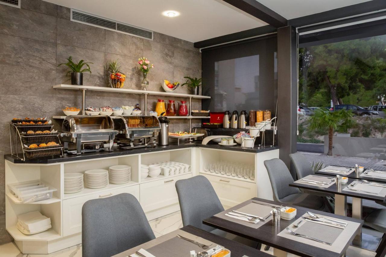 Ellure Luxury Suites สปลิท ภายนอก รูปภาพ